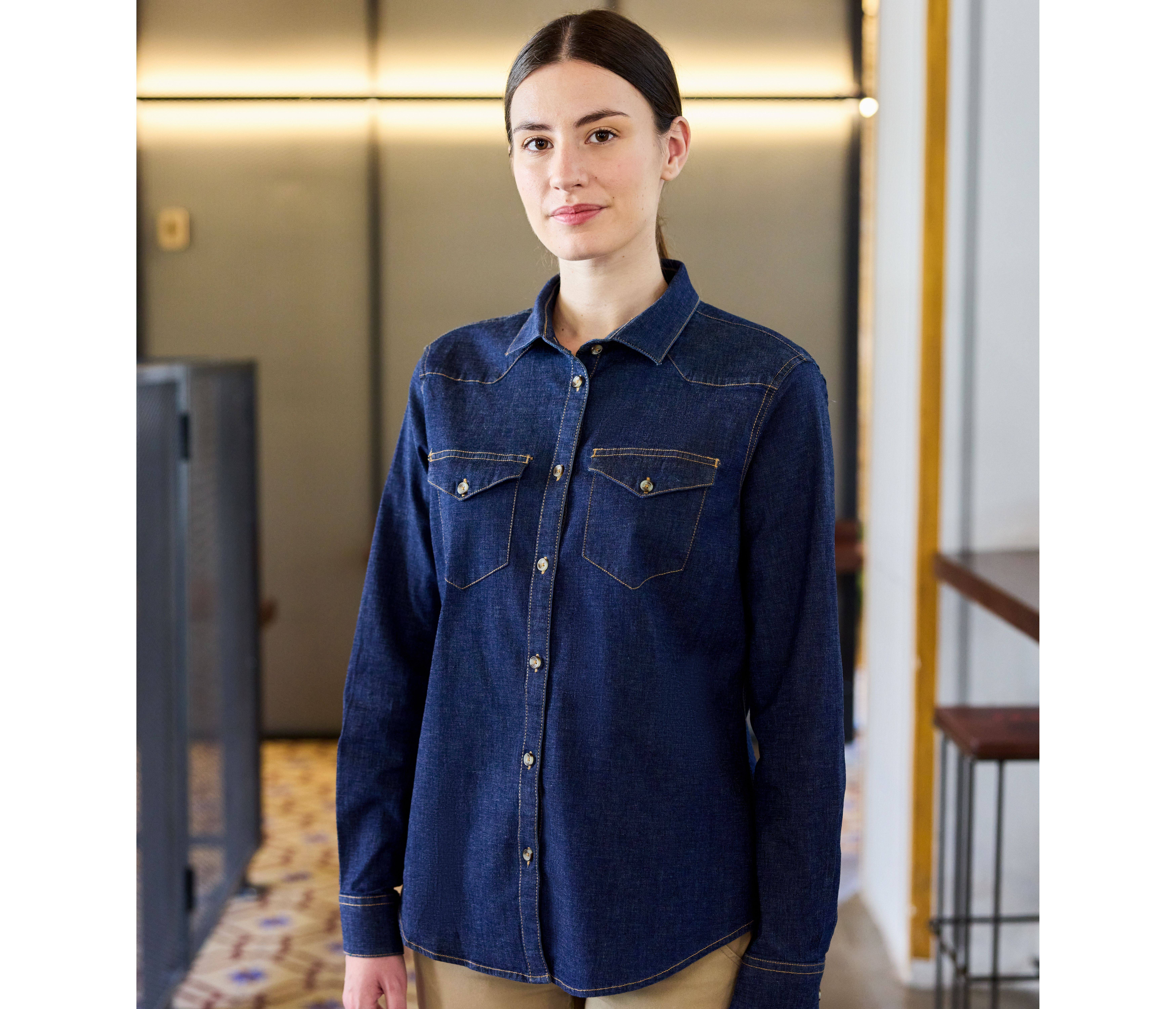 CHEMISE STRETCH EN DENIM FEMME