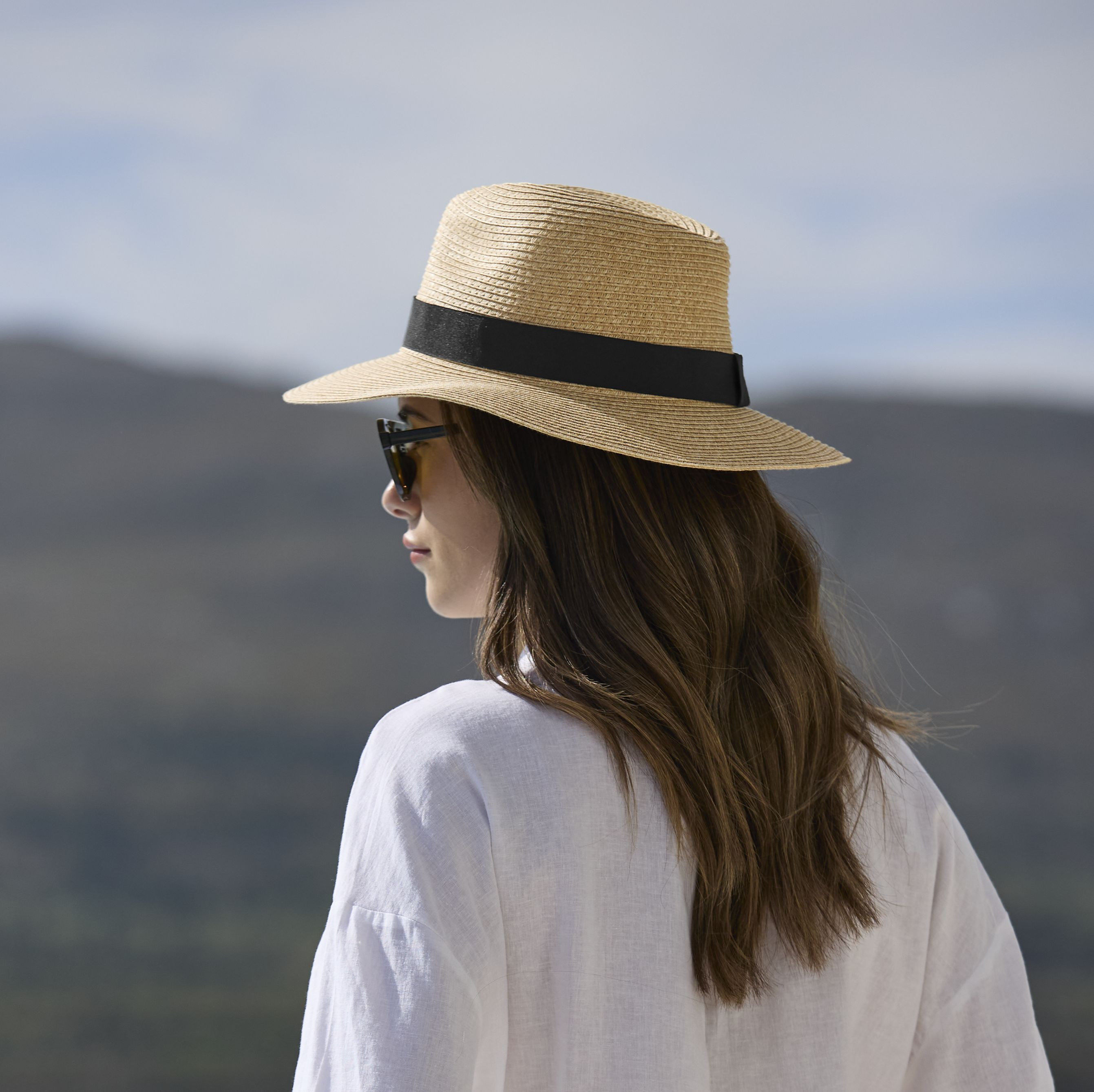 STRAW FEDORA